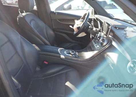 2018 Mercedes-Benz Glc 300 from USA, damaged, VIN WDC0G4JB4JV091520